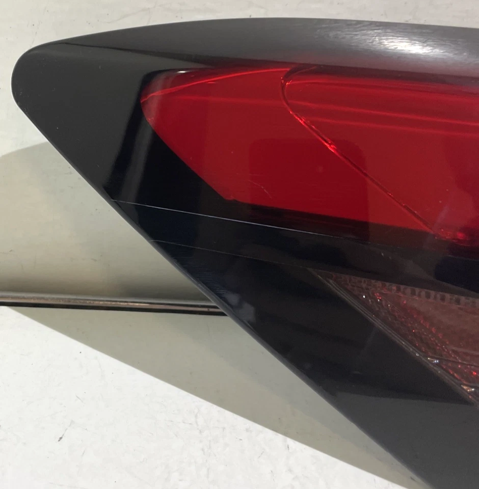 Luz trasera LED izquierda conductor izquierdo Nissan Pathfinder 2022 2023 2024 OEM 0409 Foto 2 de 4