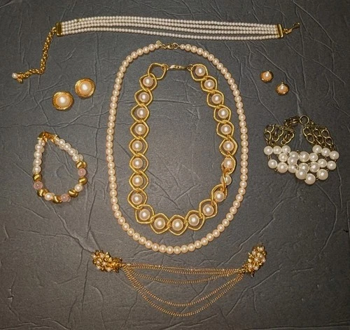 Vtg Signed Pieces Faux Pearl And Gold Tone Jewelry Lot Ready To Wear Or Sell