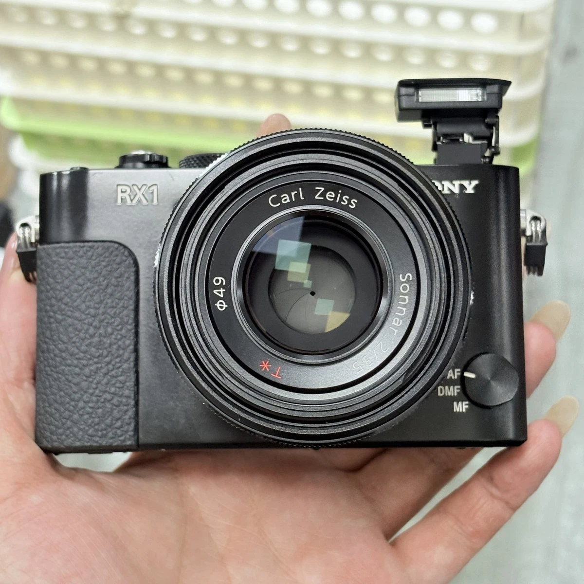 Sony DSC-RX1 Cyber-shot Less than 3x Optical Zoom Digital Cameras