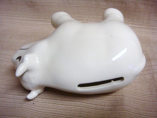 Small White Ceramic SMILING BULL COW BANK - Picture 6 of 7