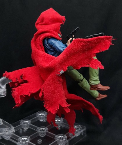 Marvel Legends Marvel's The Hood Dedicated Wire Red Cape - Picture 10 of 12