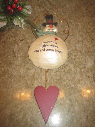 KURT S ADLER RESIN Country Snowman with Red Hearts Christmas Ornament - Picture 2 of 3