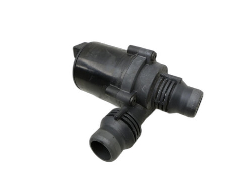 Wasserpumpe Zusatzwassepumpe für BMW E61 LCI 530xd 07-10 64216917700 6917700