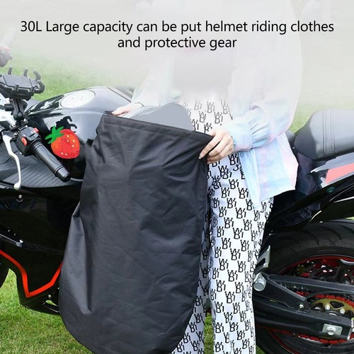 Rider Friendly Helmet Bag with Anti Theft Lock for Ultimate Protection - Picture 7 of 12