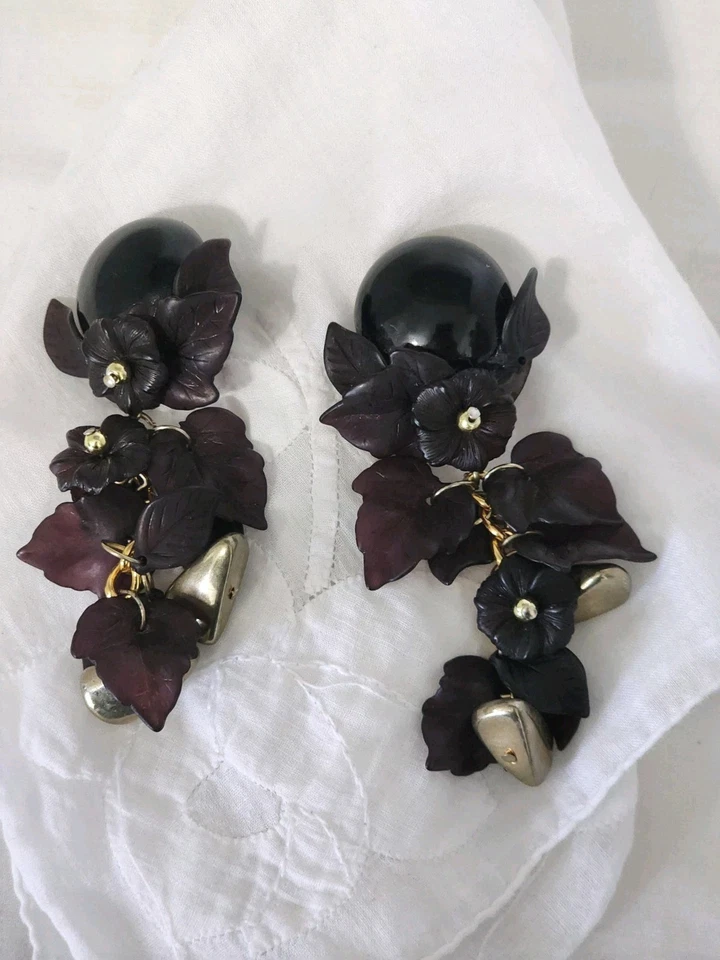 Colleen Toland Purple/ Black Flower Leaf Earrings Bead Dangle Clip OnUnsigned - Image 4 of 4