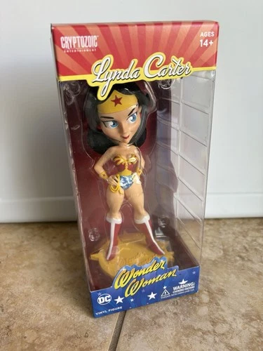 Cryptozoic Vinyl Wonder Woman Lynda Carter DC Universe Comics Figure