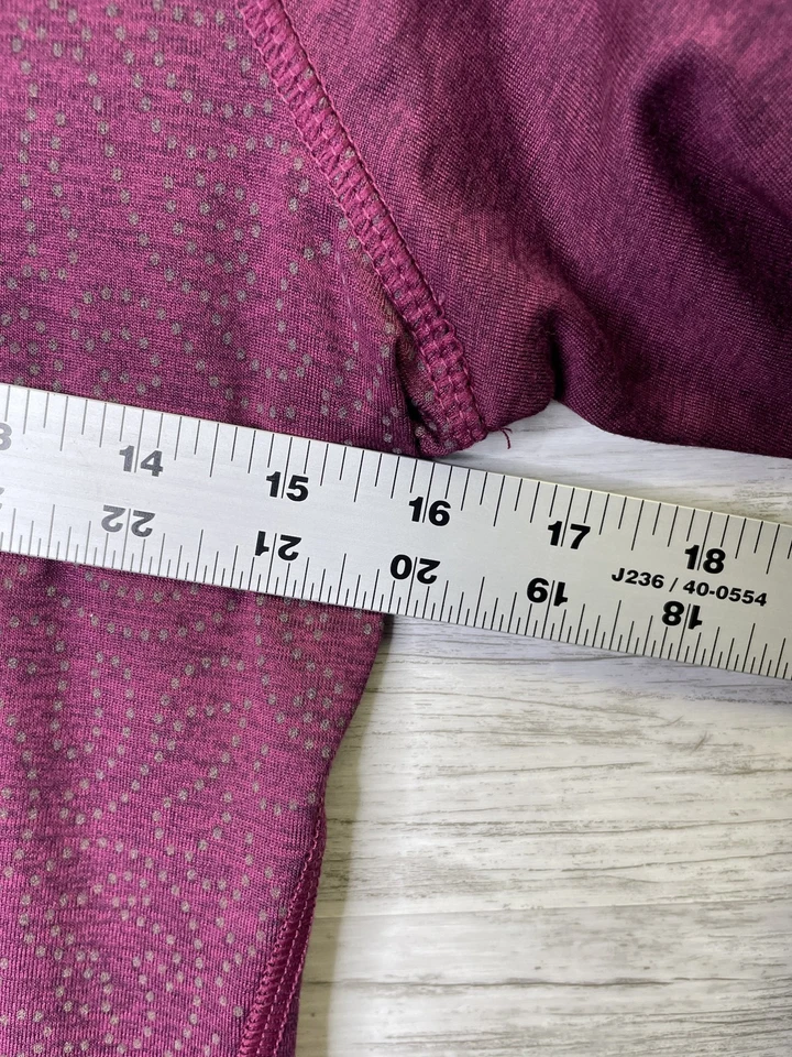 Pullover Old Navy Active para mujer pequeño Go-Dry 1/4 cremallera agujeros para los pulgares invierno correr Foto 3 de 4