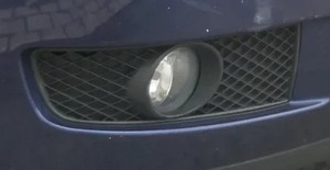 Polo 6N2 Gitter in Stoßstange Blende Abdeckung rechts vorne +Nebelscheinwerfer