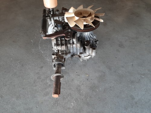 OEM John Deere LX188 LX178 LX176 TRANSMISSION TRANSAXLE AM127681 - Picture 2 of 10