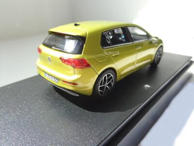 Volkswagen Golf ミニカー 1/43 イエロー Volkswagen VW Golf 8 Model Car Norev In 1:43 Lemon Yellow