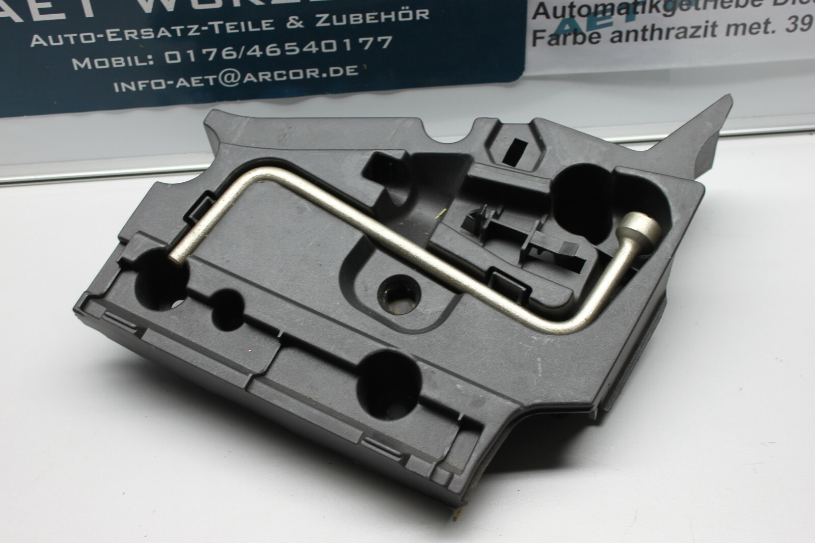 Werkzeugfach Bordwerkzeug 8187269 * BMW 5er E39 Tour * INT23 | eBay
