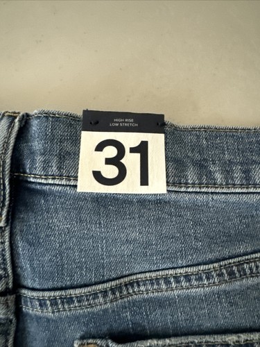 Gap Denim High Rise Low Stretch 4” Short Jean Shorts Size 31 / 12 Regular NWT - Picture 8 of 11
