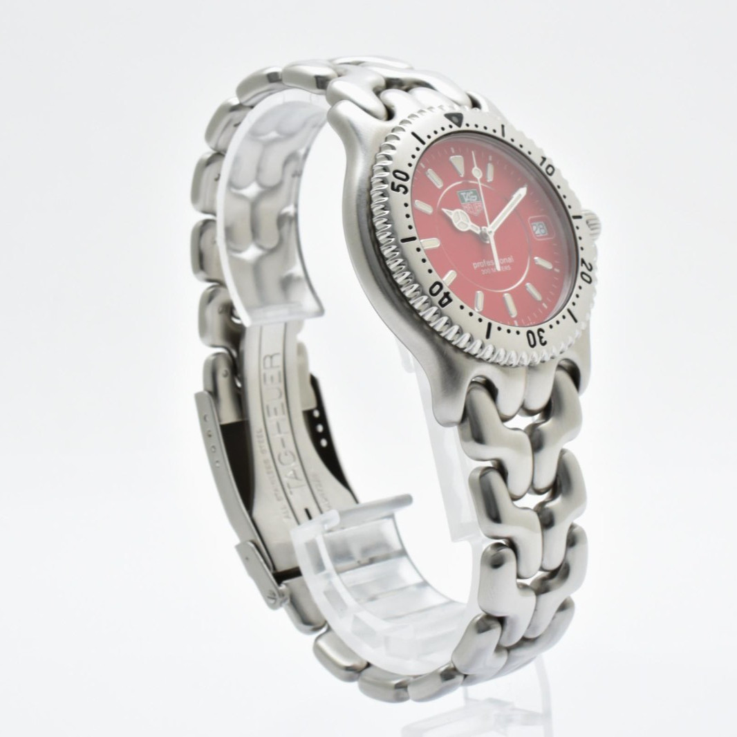 Box,Paper【NearMINT】 TAG HEUER WG111C Professional Red Dial Quartz 200m Watch image 6