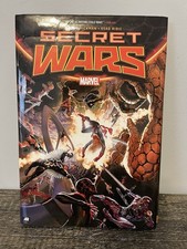 Secret Wars by Hickman & Ribic (Marvel 2016)