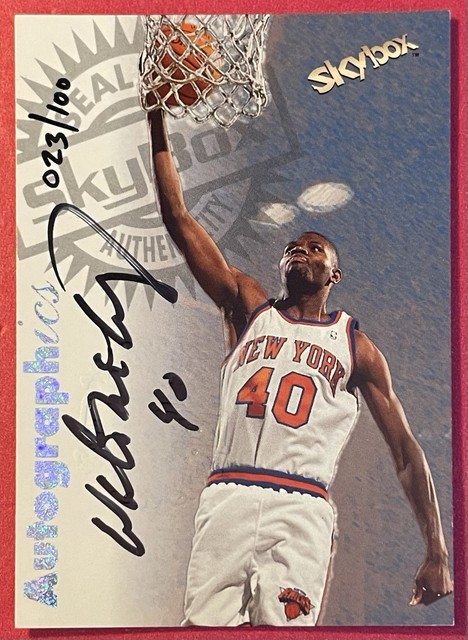 Walter McCarty 1997 Skybox Autographics Century Marks Autograph /100 #D 23/100