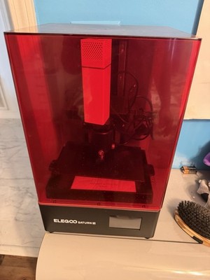 (BARELY USED) ELEGOO Saturn S 2023 3D Printer, Comes With Resin (READ)