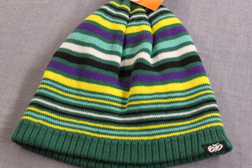 NIKE 6.0 Girls Boys GREEN RADIANT EMERALD COTTON WINTER BEANIE HAT NWT Sz 8 - 20 - Picture 2 of 3