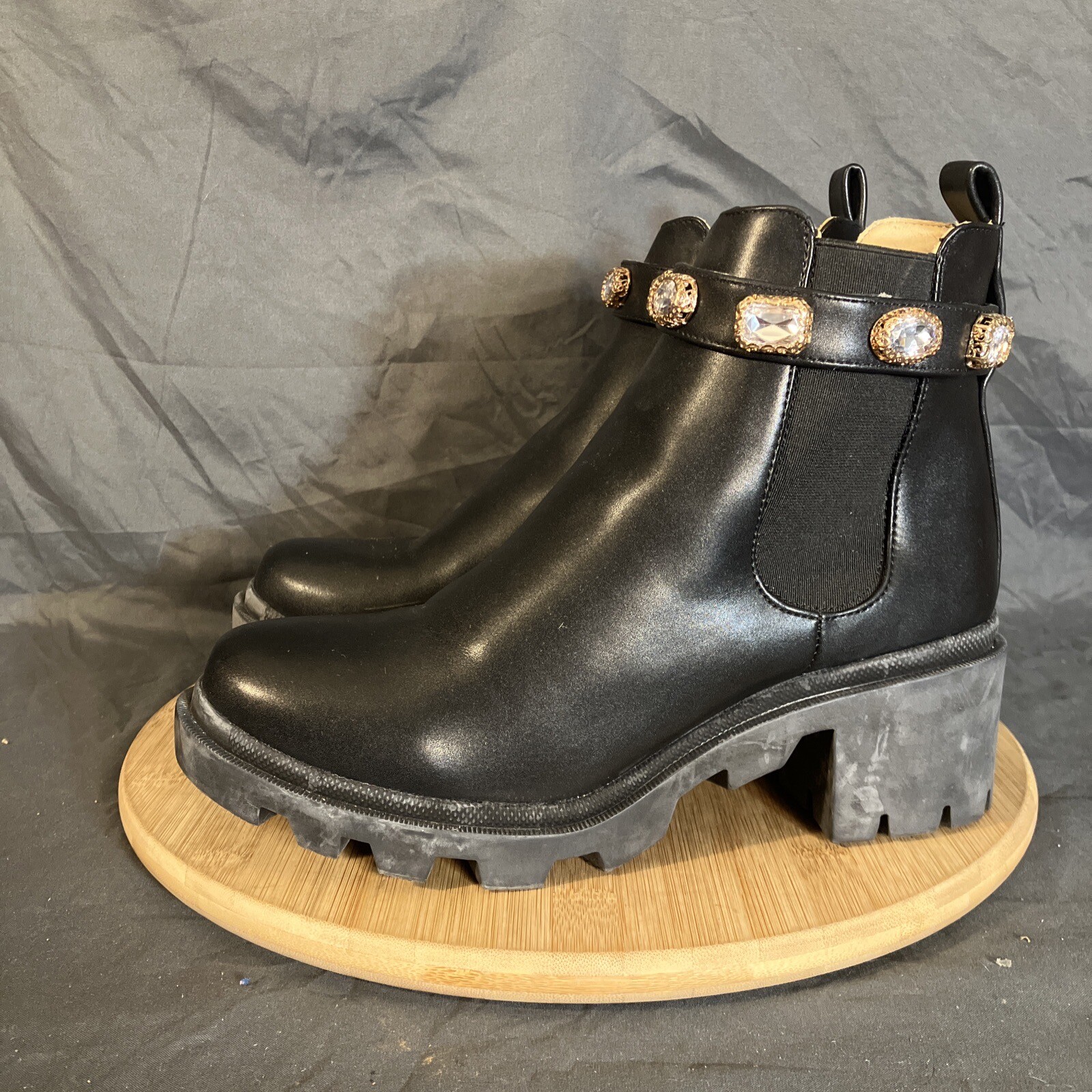 STEVE MADDEN Amulet Boots Women’s 9.5/40 Black Leather With Jewels