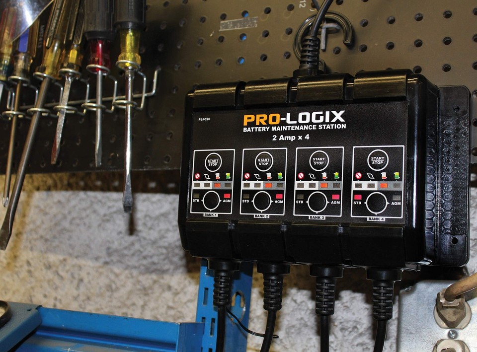 Clore Automotive PL4020, ProLogix 4Bank, 8Amp (2Amp Per Bank) Fully