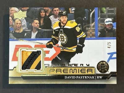   2022-23 UD Premier Hockey David Pastrnak Premier Imagery Sleeve Logo Patch /5