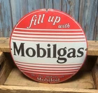 Vintage Mobilgas Mobiloil Mobil Gas Oil Porcelain Metal Pump Plate Domed Sign