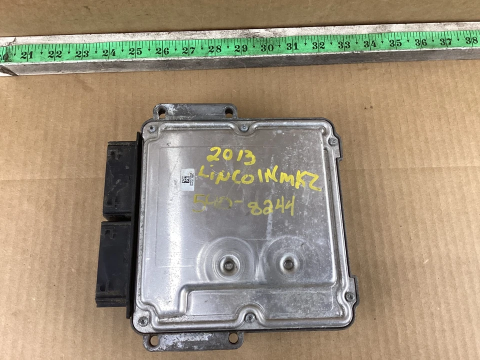 Módulo de control de motor cerebral informático Lincoln MKZ 2011-2014 0261S09592 Foto 4 de 4