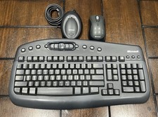 Microsoft Wireless Multimedia Keyboard 1.1 Model 1014 w Receiver Dongle Mouse