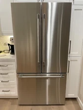 Thermador 36" Refrigerator French Doors  (Model #T36FT820NS) - Local Pickup Only