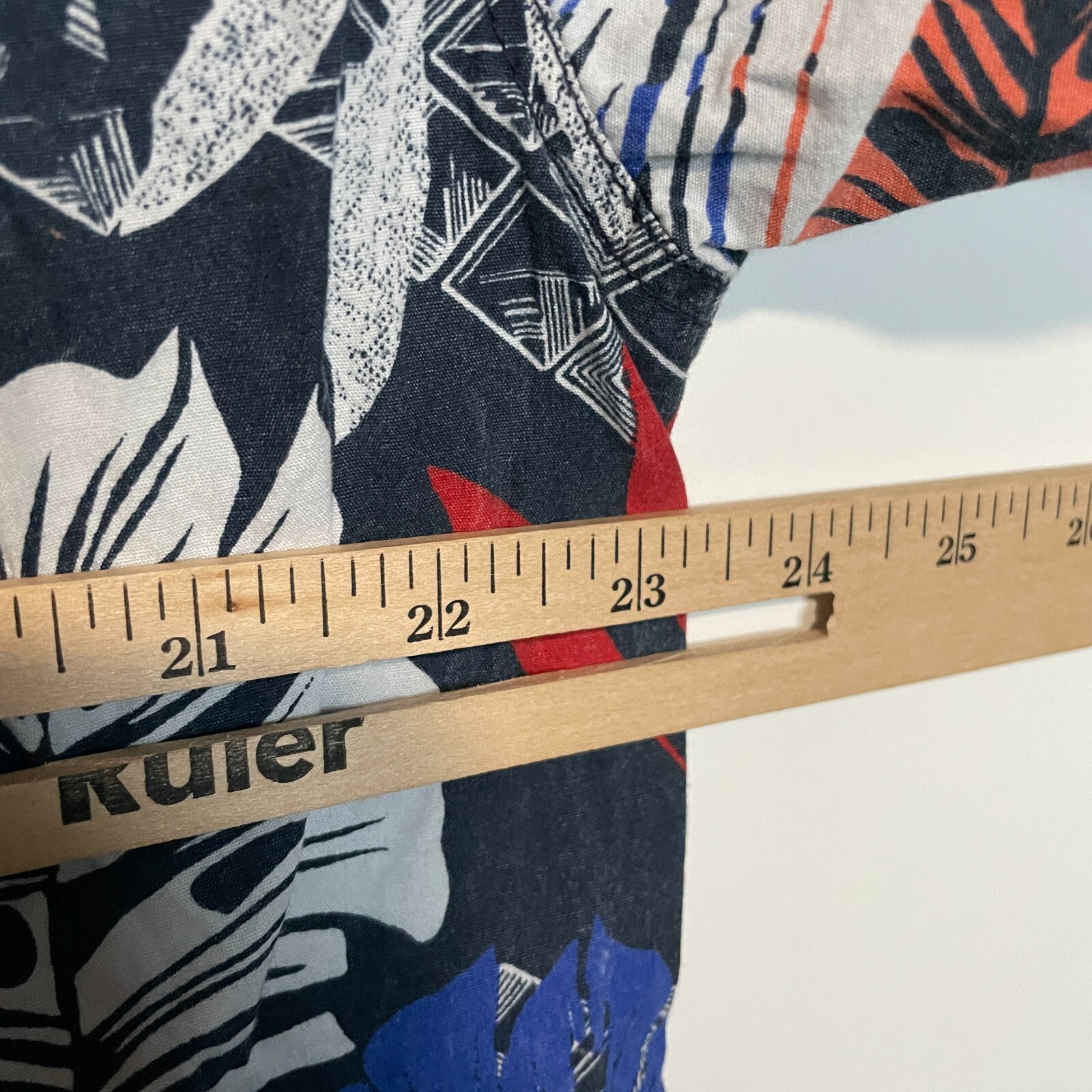 Chubbies Shirt Mens Medium Blue Orange Floral Hawaiian Popover Beach Tropical