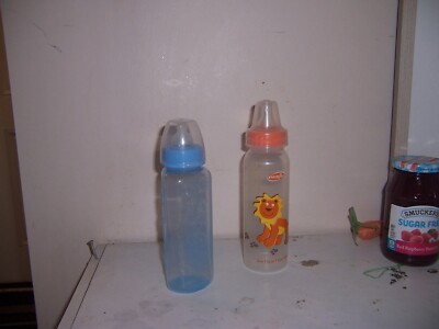 Baby Bottles redbox LOT 4
