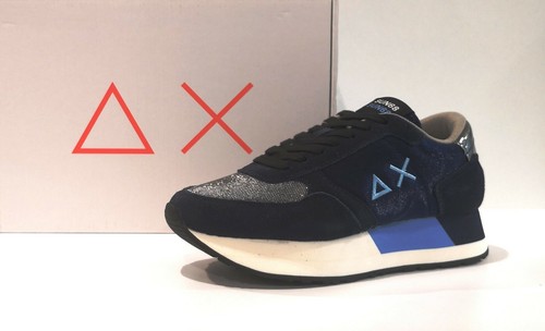 Sneakers donna scontate fino al -75%* | Zalando Privé IT