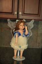 Show Stoppers LE438 Skye limited edition  1919 of 5000 Porcelain Doll