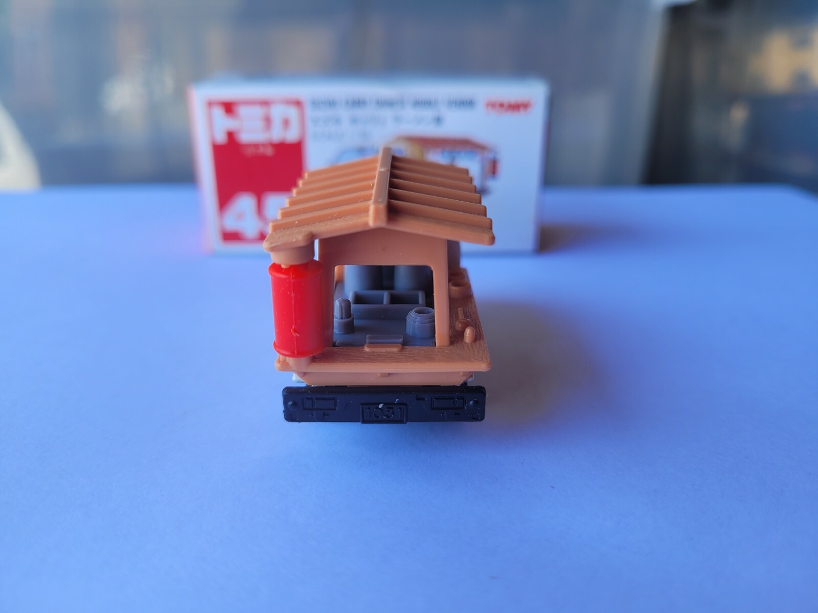 Picture 4 of 12