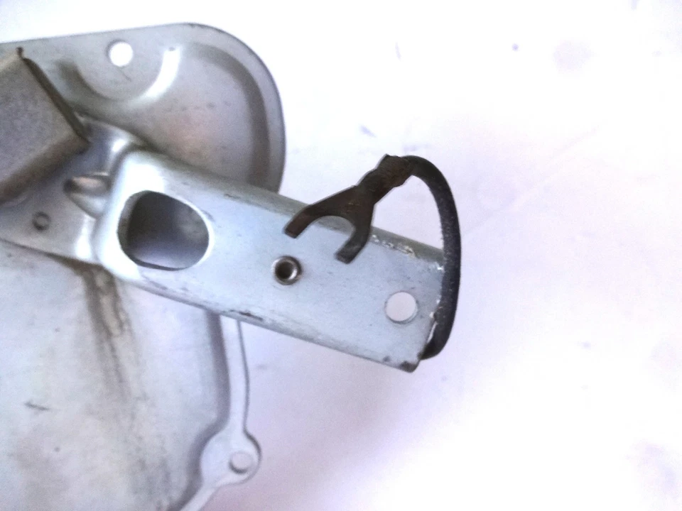 NOS 1955 - 1957 CORVETTE BEL AIR WIPER MOTOR COVER & LINK WITH ELECTRIC WIPERS — 第 4/4 张图片