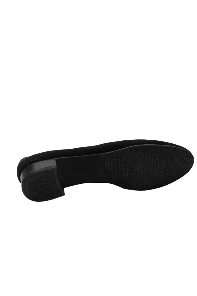 Mocasines sin cordones Stuart Weitzman para mujer de cuero acolchados con punta redonda negros talla 10N Foto 4 de 4