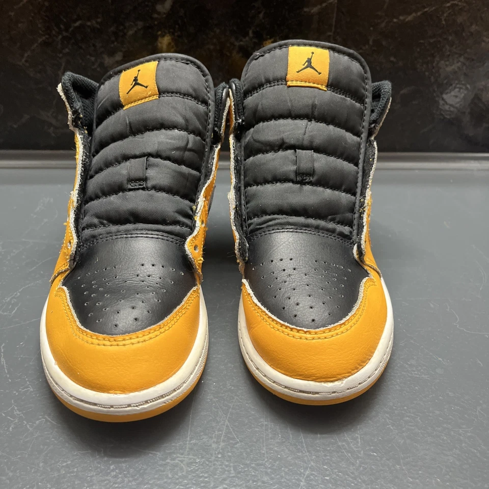 Nike Air Jordan 1 Mid Shoes ‘Reverse Yellow Toe/Taxi’ 640734 701 - Size 3y - Image 2 of 4