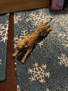 Safari Ltd. CHEETAH Wildlife Animal Figure