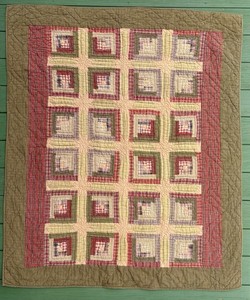 ANTIQUE/VINTAGE LANCASTER COUNTY LOG CABIN QUILT HAND QUILTED COTTON PLAID 57X49