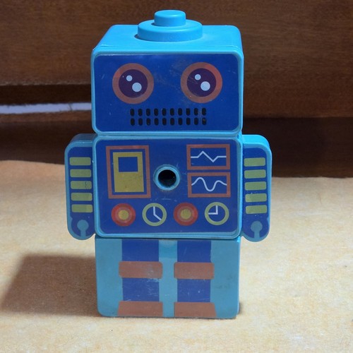 Target Bullseye Playground Blue Robot Pencil Crayon Sharpener Free Ship