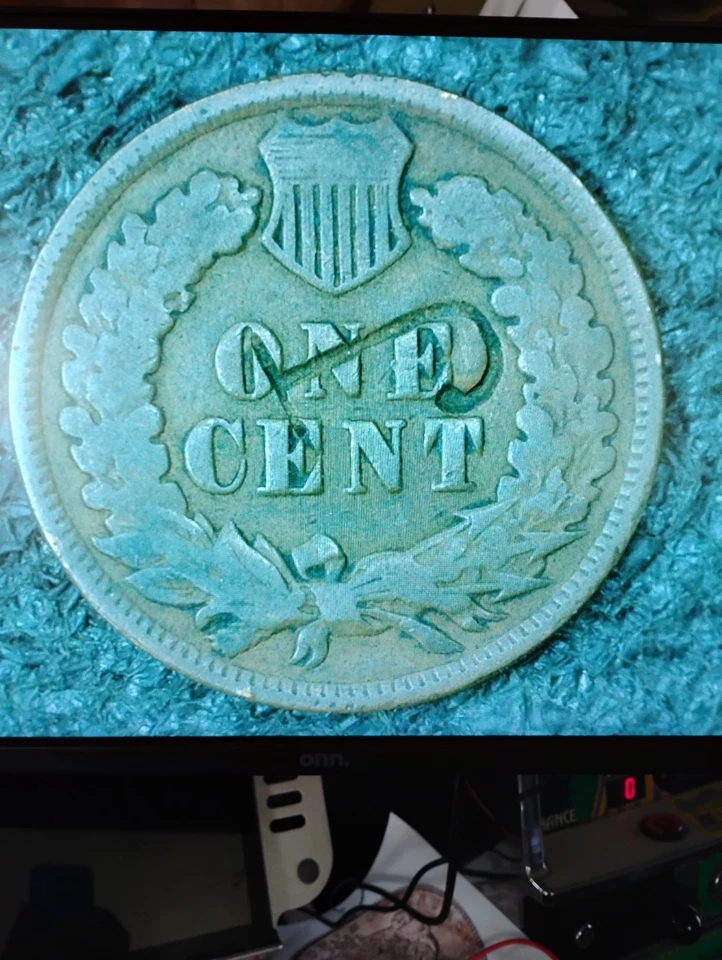 1909 centavo de cabeça de índio com um PASSO: grampo ou fio batido no reverso 👍 - Imagem 4 de 4