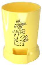 Vintage Mr. Jinks Yellow Plastic Surprise Cup Made In USA 1950s Hanna-Barbera