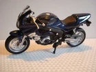 Triumph 955 i Sprint RS Blue 1:18 Maisto