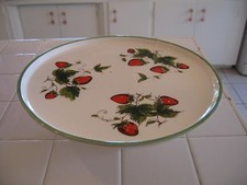  Beautiful Vintage Shafford Les Fraises Strawberry Pedestal Cake Plate Stand 