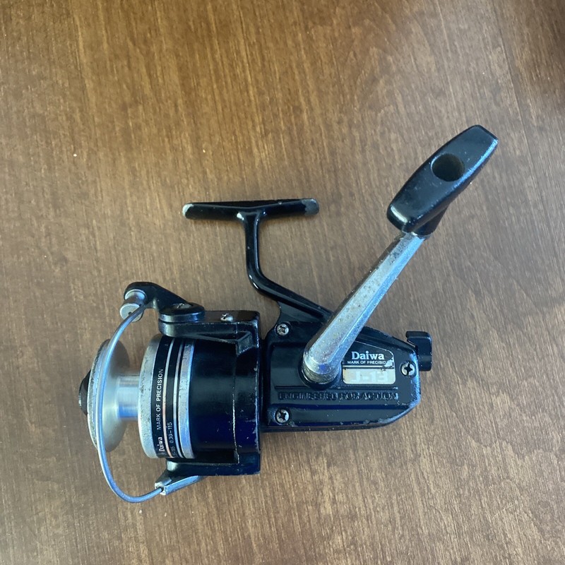 Vintage Daiwa J-13 Spinning Reel
