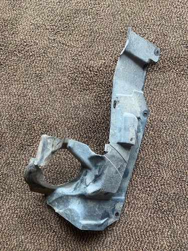 BMW 3 E90 E91 2011 Unterfahrschutz Unterbodenschutz Fahrwerk vorne GSD37616