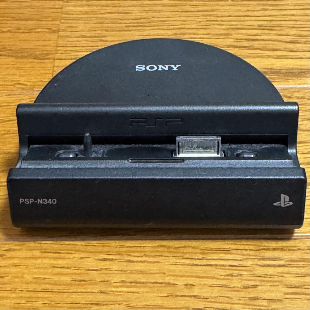 Tested Working PSP Go Portable Cradle Dock Charging Base PSP-N34