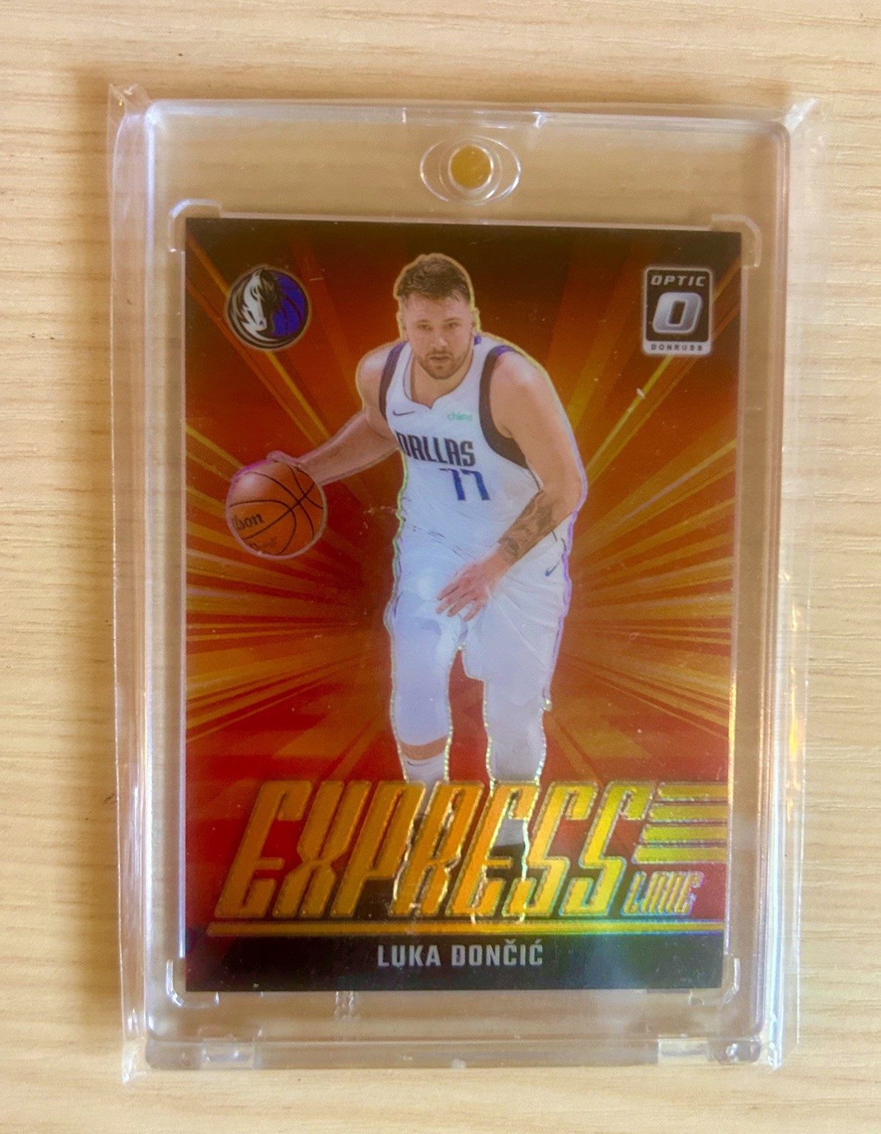 Luka Doncic 2024 PANINI DONRUSS OPTIC EXPRESS LANE | GOLD 06/10