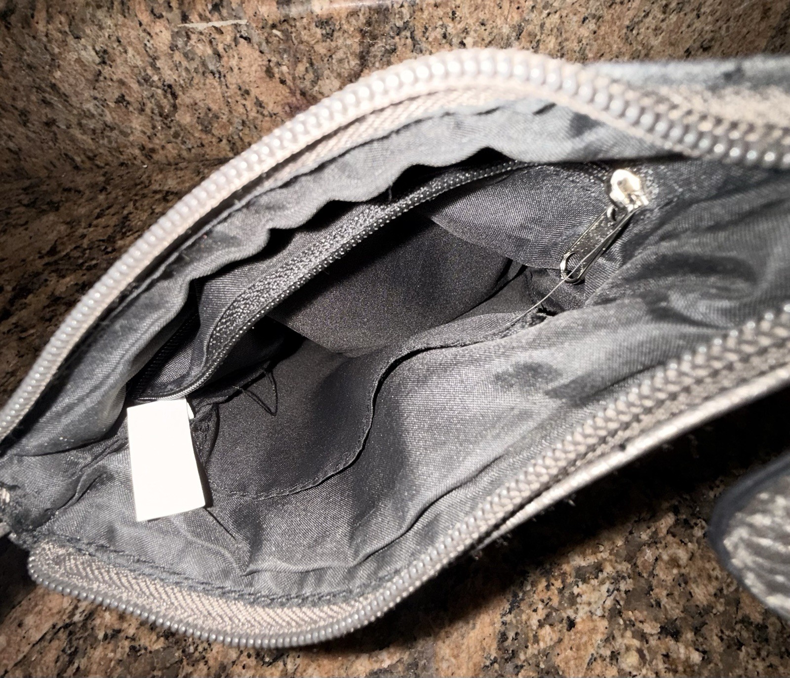 Crossbody Gray Purse Small Rectangular Style - image 3
