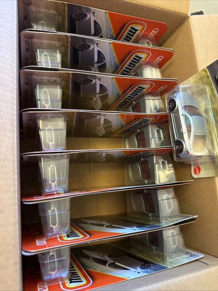 Matchbox Audi TT RS 2025 cupé plateado - MBX Road Trip - 53/125 LOTE DE 15 COCHES Foto 3 de 4