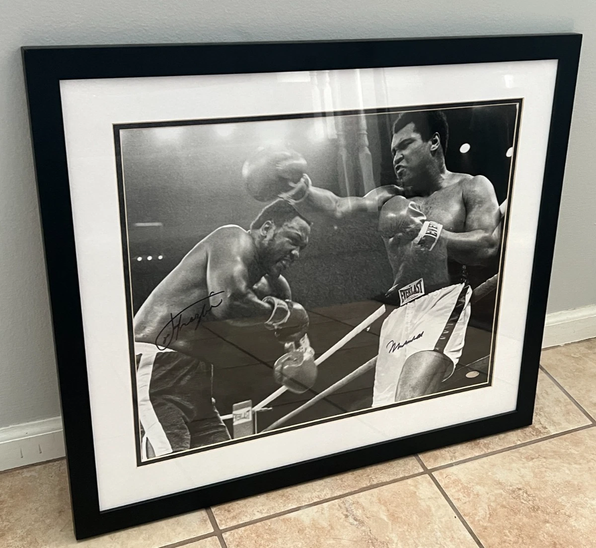 Steiner Sports Muhammad Ali Original Autographed Boxing Items for